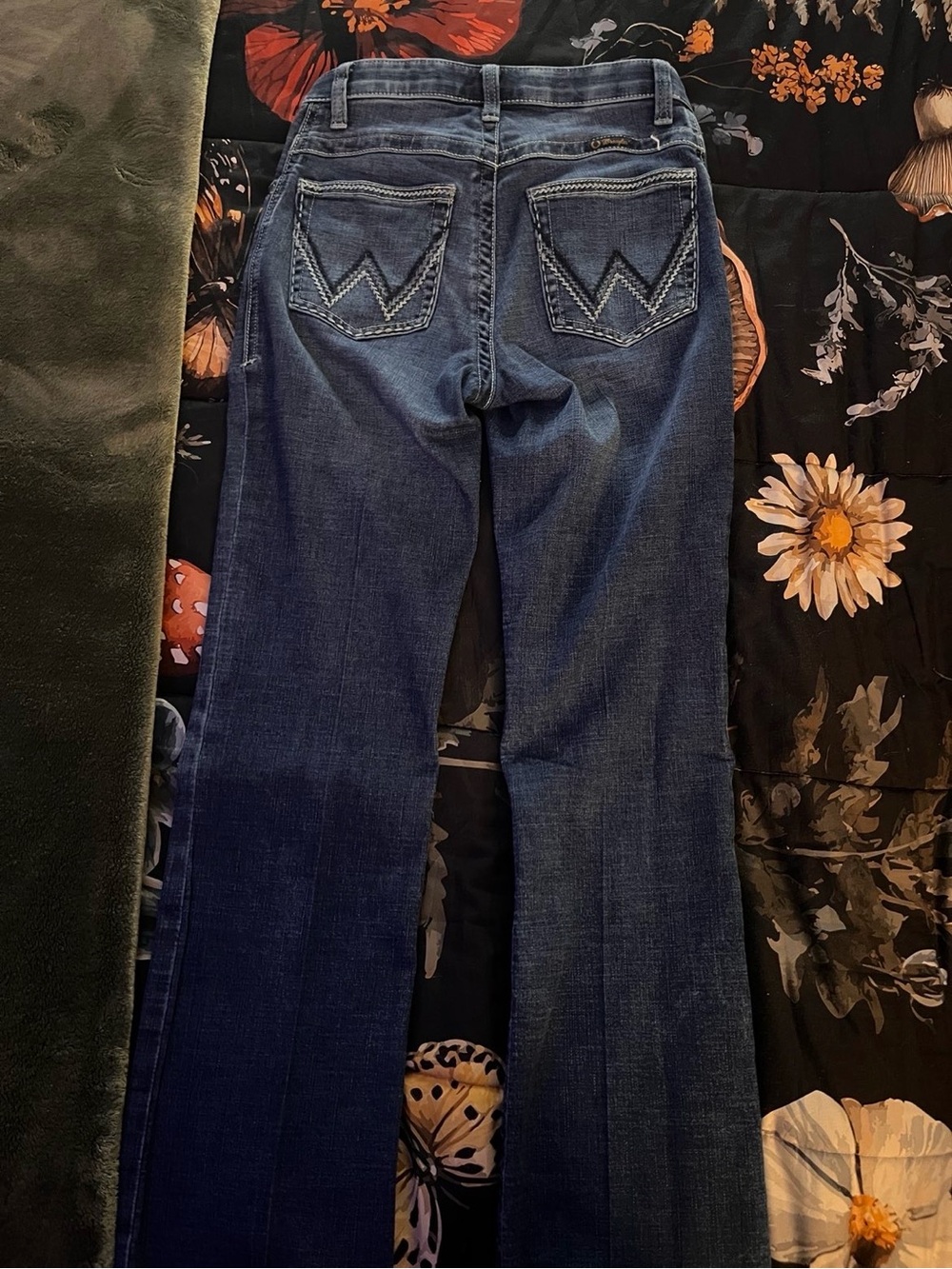 Wrangler Dark Blue Women's Bootcut Jeans with Back Pocket Stitching